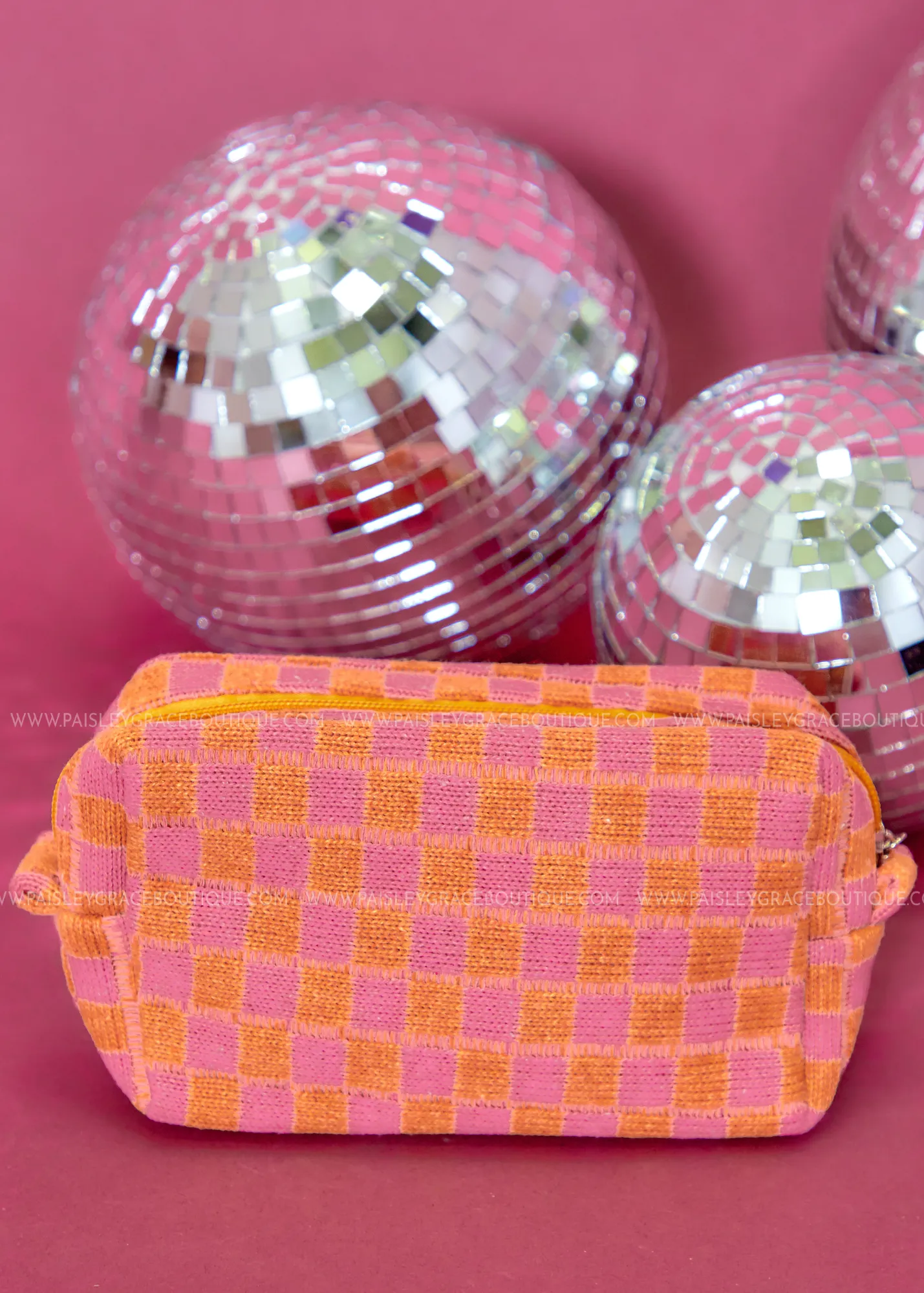 Knit Checkered Makeup Bag - 2 Colors