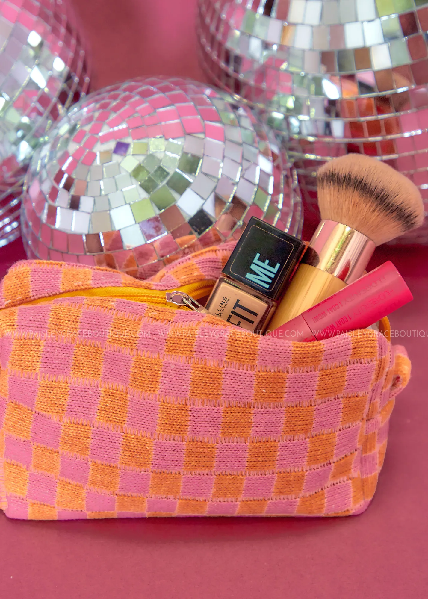 Knit Checkered Makeup Bag - 2 Colors