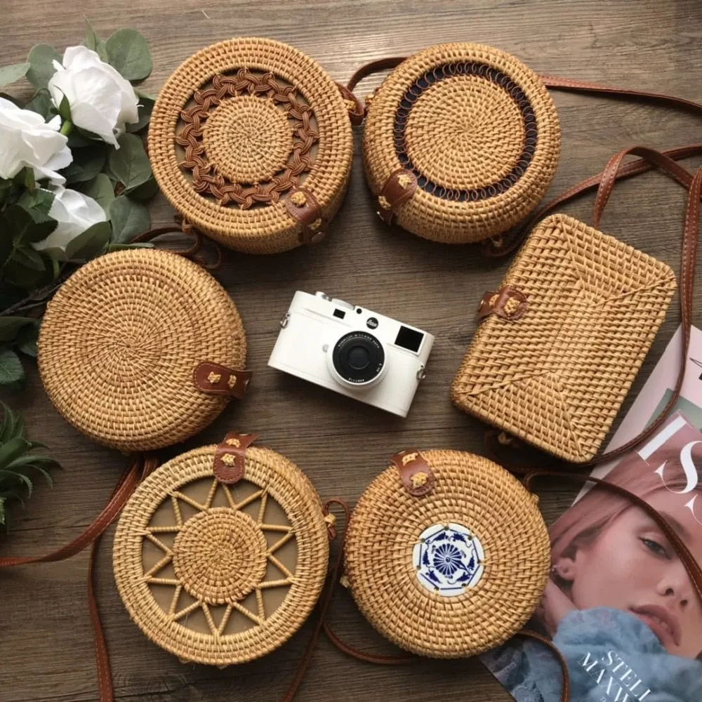 Women Hollow Woven Rattan Round Straw Shoulder Bag