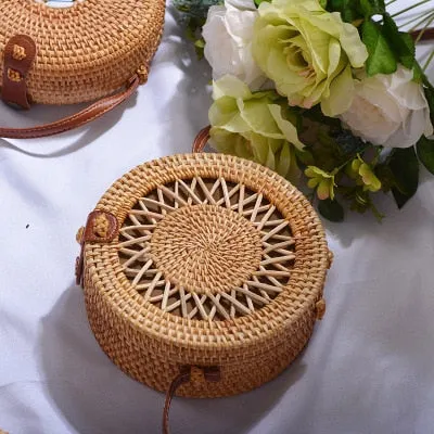 Women Hollow Woven Rattan Round Straw Shoulder Bag